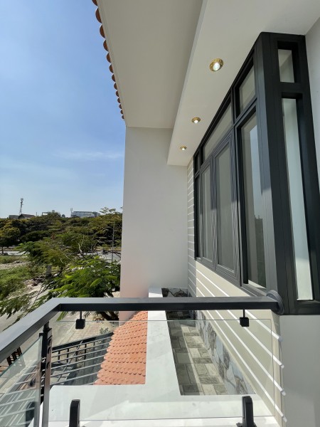 Đi đến slide 8