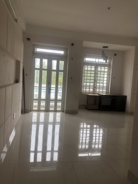 Cần bán nhà tại Khu nhà Ở Thành Ủy , giá 7.2 tỷ