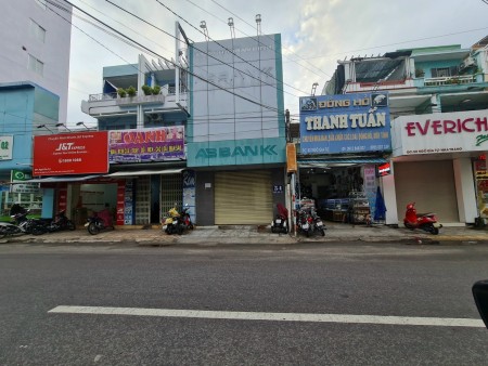 Bán nhà cấp 4 mặt tiền Ngô Gia Tự, p. Phước Tiến, tp. Nha Trang