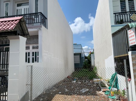 Cần tiền bán lỗ lô đất Thổ cư có Sổ hồng riêng, gần KCN Tân Kim
