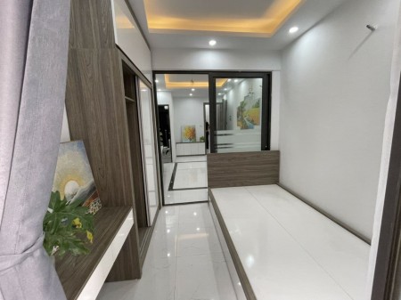 Bán Tòa CCMN Dòng Tiền 1.1Tỷ/Năm, 8 Tầng có Thang Máy, Tổng 25 Phòng Giá 6.8 tỷ