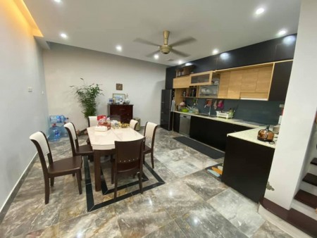 Nhà khẳng định giá trị của bạn. Đội Nhân Quận Ba Đình 70m2 giá 11 tỷ. Ô tô tránh