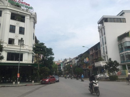 Mặt tiền Siêu to Khổng lồ Nhà mới 5 Tầng 20m MT Yên Xá Tân Triều Thanh Trì dt 100m2 Ô tô tránh Kinh doanh lh 0968616775