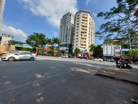 Bán nhà mới koong siêu sốc phố Tân Mai, Hà Nội, diện tích vuông 40m, xây 5 tầng, nắng ban mai 3.5 tỷ