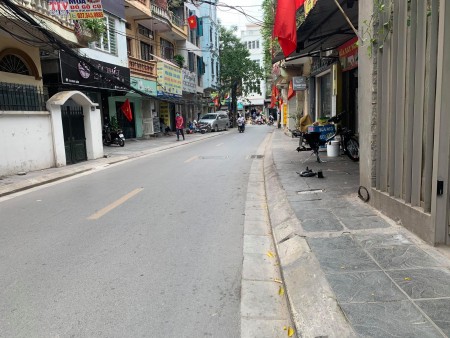 Nhà ngõ kinh doanh, ô tô đỗ cửa giá chưa đến 4 tỷ quận Thanh Xuân