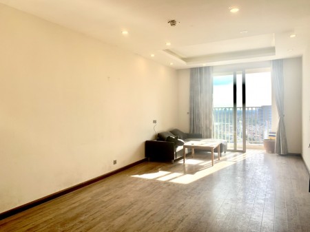 Bán căn hộ Ngoại Giao Đoàn, diện tích 114m2, 3 phòng ngủ, Có sổ đỏ chính chủ, view hồ điều hòa và đại sứ quán. Giá 3.9ty - LH: 0972933496