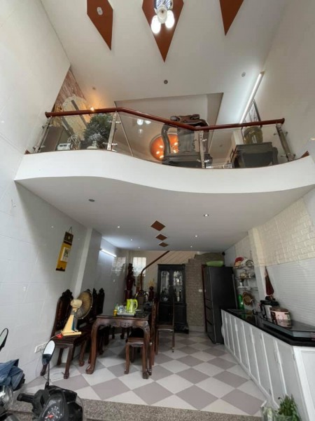 Nhỉnh 3 tỷ sở hữu căn 35m2, 5 tầng, ô tô mặt tiền rộng Thanh Xuân, Hà Nội, lh: 0949859898