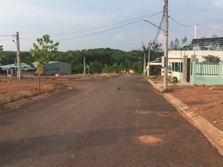 Bán vài lô đất trung tâm đồng phú đất thổ c, ngay khu công nghiệp becamex