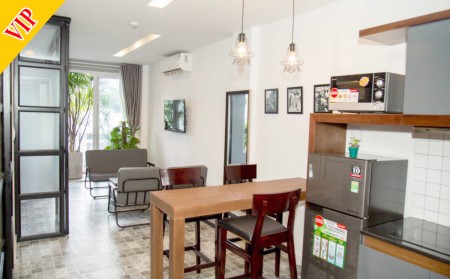 Căn hộ cao cấp 2 phòng ngủ 55m2, Full nội thất Hai Bà Trưng Quận 3