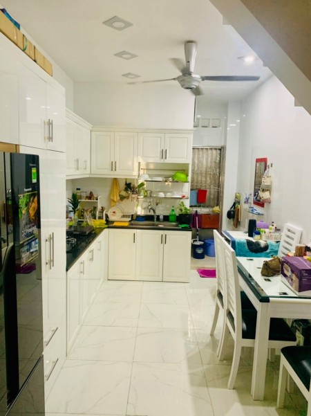 HXH Huỳnh Văn Bánh 52m2, 3 tầng Phường 14 Phú Nhuận 8.65 tỷ