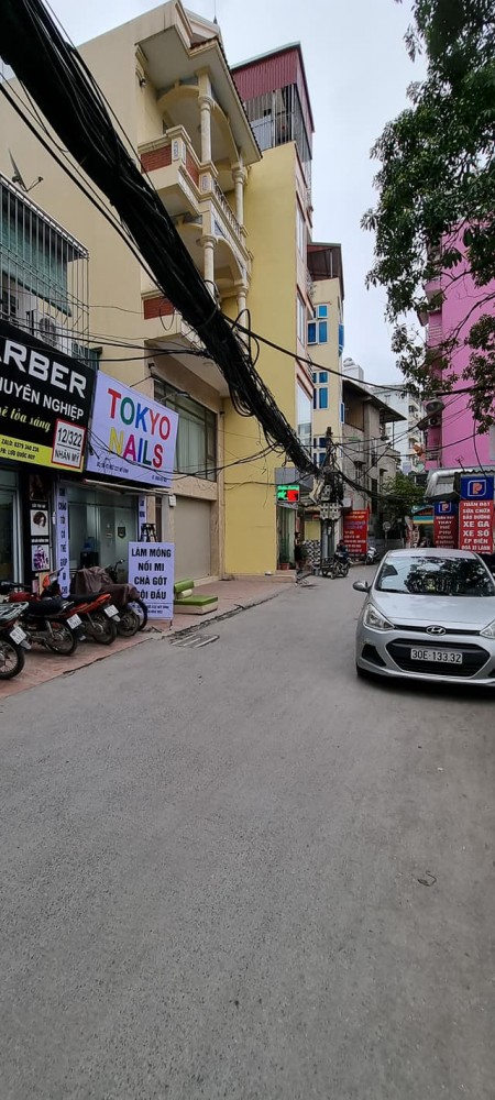 Bán đất Mỹ Đình tặng nhà cấp 4,oto vào nhà, DT 59m2, MT 3.5m, giá chỉ 7.2 tỷ