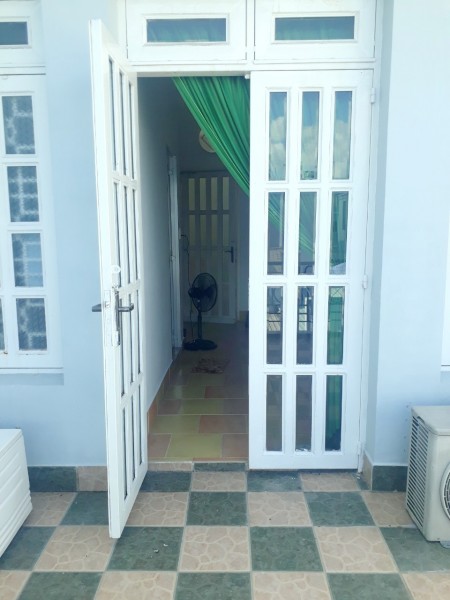 Cho thuê phòng 25m2 (có nội thất) đường Nguyễn thị Tần P2 Q8