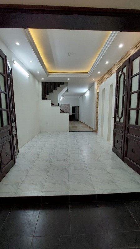 Nhà ngõ 67 Phùng Khoang, 2 mặt ngõ, nở hậu,kinh doanh tốt, DT 71m2-4 tầng- MT 3.5m, Giá 6,5tỷ