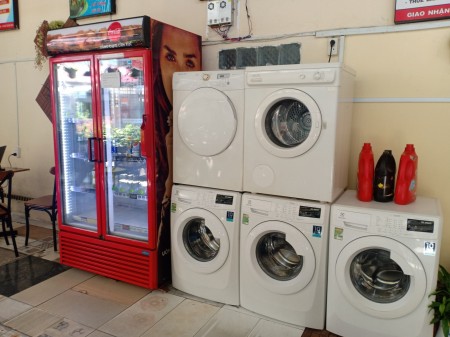 Cho Thuê KTX 700k/th có máy lạnh Gần Lotte Mart, KCX Quận 7