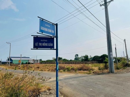 Đất nền Thị trấn đất đỏ và xã Láng Dài