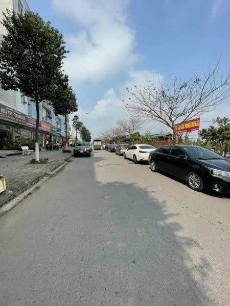 Thanh lý đất nền A1.2 lk9 lô góc, nhìn chung cư tại kđt Thanh Hà Cenico5, Hà Nội