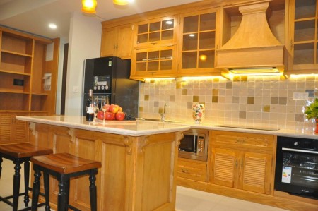 Cho thuê căn hộ Urban Hill 3PN, full nội thất cao cấp giá chỉ 34tr/tháng. lh: 0909168890