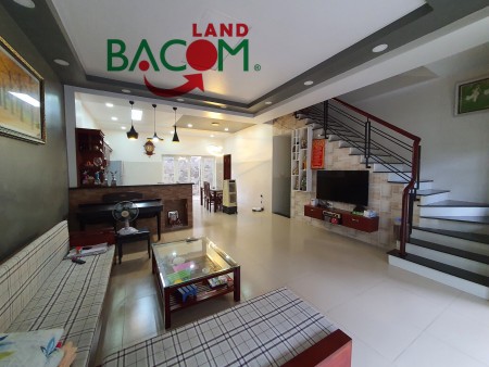 Biệt Thự sân vườn 200m2 SHR thổ cư P.Tân Phong, giá 9ty5(thương lượng)