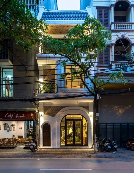 Đi đến slide 2