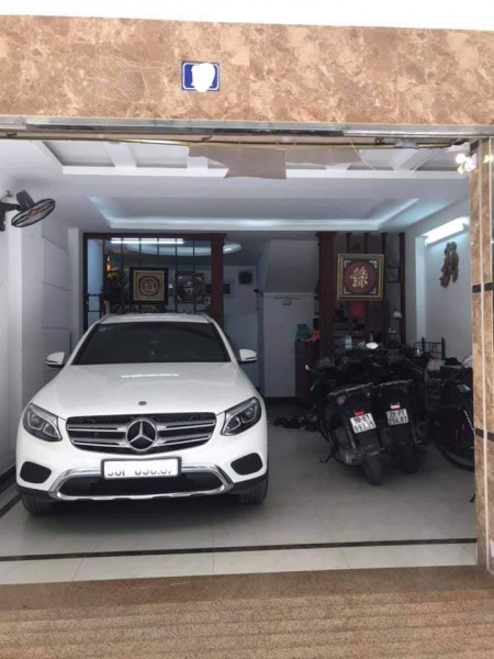 Bán nhà phân lô VIP Phố Trung Kính, Cầu Giấy, 6 tầng, mặt tiền 5.5m, ô tô vào
