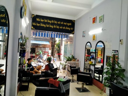 Bán nhà Lê lợi, DT 40mx5, vị trí kinh doanh đắc địa, ôtô đỗ cửa, cho thuê 360tr/năm