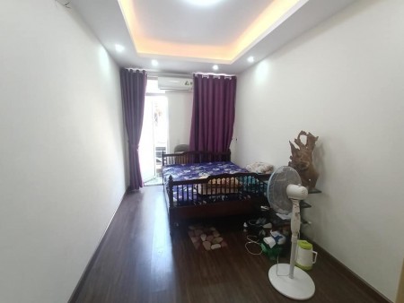 Bán nhà quận Hoàng Mai lô góc 5 tầng kinh doanh nhỉnh 3 tỷ