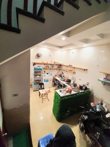 Mặt phố Vĩnh Phúc, kinh doanh đỉnh đối diện đại hóc Thủ Đô, 2 mặt thoáng