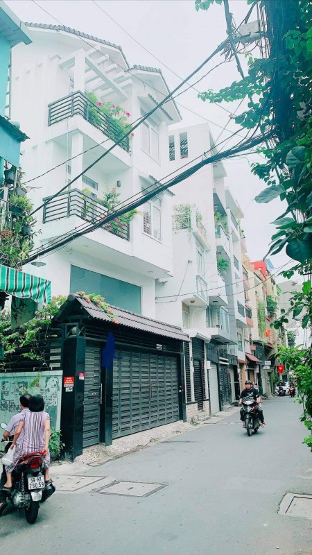Bán nhà giảm giá mùa Covid đường Phạm Văn Chí, 42m2 , 4 Tỷ 25