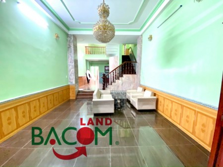 Bán nhà 1 trêt, 2 lầu mặt tiền kinh doanh chợ Tân Hiệp, dt 166m2, giá chỉ 6 tỷ