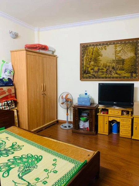 Bán nhà mặt ngõ Ôtô, kinh doanh, Khương Trung, 52m2 *5T, ngõ thông, giá 5,6 tỷ.