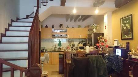 Bán Nhà Tây Sơn, Đống Đa DT 60m2 5 Tầng MT 4m, Giá 4.5 Tỷ.