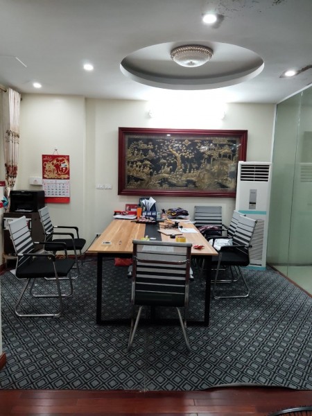 Bán nhà đường Nguyễn Văn Linh 93m2 x 5 tầng, 4.5m mặt tiền, giá 4.5 tỷ. Ô tô, cho thuê.