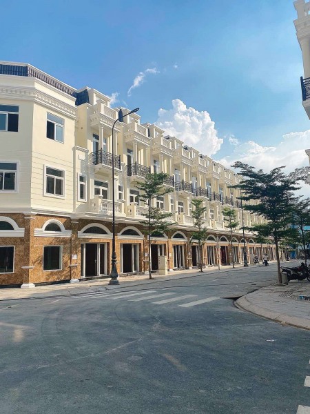 Đi đến slide 2