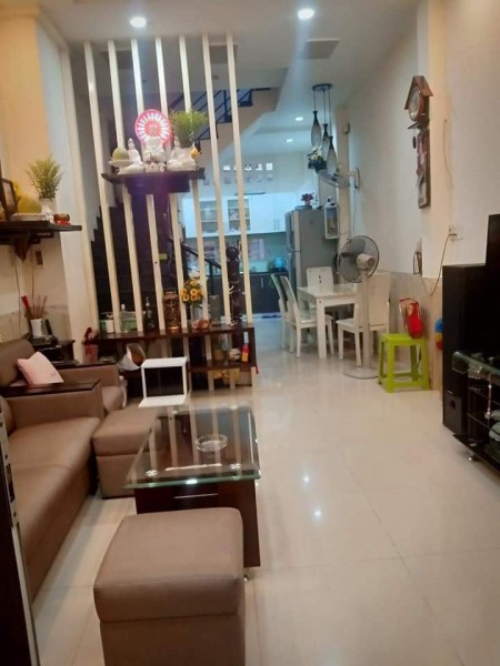 (Tân Bình)Bán nhà đẹp, Cống Lở, Hoàng Bật Đạt, dt 44m2, 3 tầng, giá 4.45 tỷ