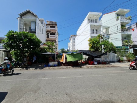 Bán đất mặt tiền 17 Lê Quý Đôn, p. Phước Tiến, tp. Nha Trang.