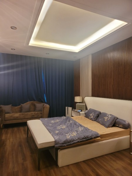 Chính chủ cần bán nhanh nhà mặt tiền Quận 2, giá 17.5 tỷ