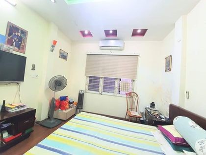 Bán Nhà Lạc Long Quân gia đình tôi gặp vẫn đề về tài chính cần bán gấp