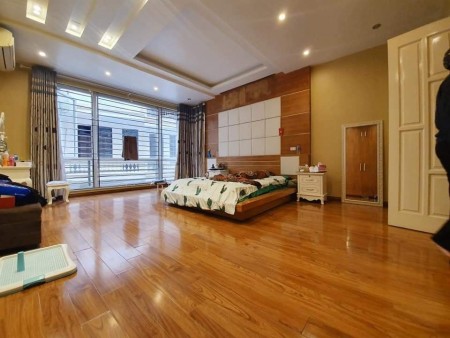Chính Chủ Bán gấp Nhà khu Phân Lô Nguyễn Xiển Dt 86m*5 t giá 9.5 tỷ.