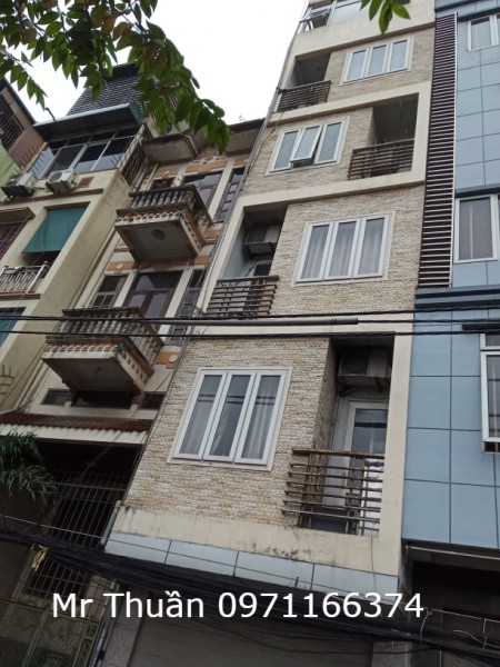 Bán nhà Trần Tử Bình, Cầu Giấy 36m2 xây 5 tầng giá 3 tỷ, ngõ thông, kinh doanh