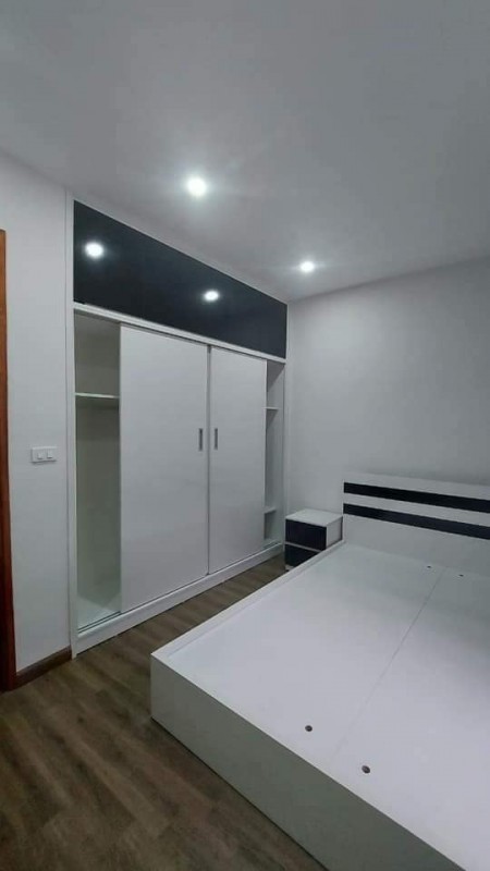 Bán nhà 6 tầng dòng tiền gần 30 tr/ tháng gần Nguyễn Trãi mới xây chỉ nhỉnh 4 tỷ