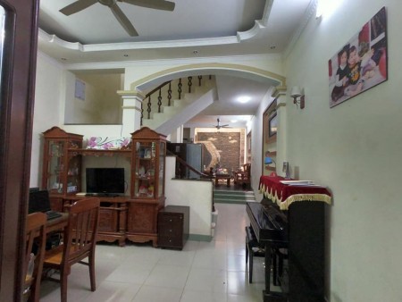 Bán nhà 442 Phạm Văn Đồng, thiết kế hiện đại xách Vali ở luôn, dt 81m2, giá 6,3 tỷ