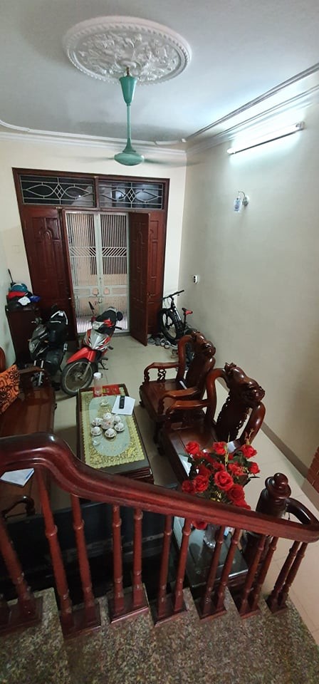 Cần bán gấp nhà Mộ Lao 40m², đúc 4 tầng, 4PN, OTO tránh 2 đầu cách nhà 10m