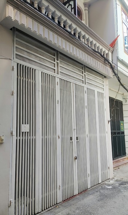 Bán nhà 5 tầng x 39m2 Nguyễn Văn Cừ, Mặt tiền 4,5m Ngõ thông,ô tô