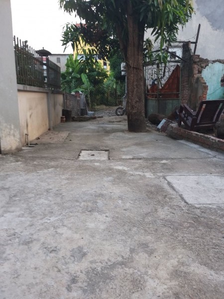 Bán đất Đào Xuyên, Đa Tốn DT 50m2 giá 25tr/m2. LH 0983253436
