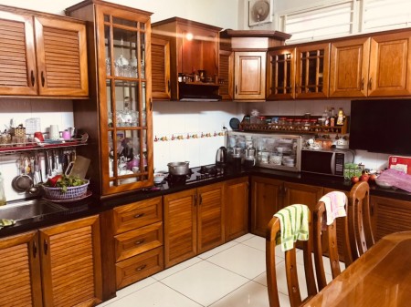 Bán gấp MT Nguyễn Quý Anh, P. Tân Sơn Nhì, Q. Tân Phú.