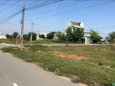 Bán gấp đất sào tỉnh Bình Phước gần UBND có sổ sẵn, pháp lí đủ, giá 319 triệu