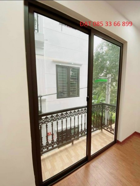 Cần bán căn 31m2 x 4.5 tầng xây mới tại ngõ 318 phố Ngọc Trì, phường Thạch Bàn, Long Biên chỉ nhỉnh 2 tỷ