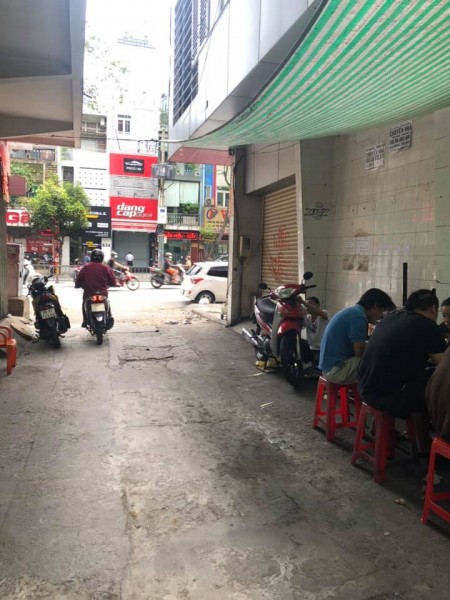 Bán nhà Phú Nhuận, khu Phan Xích Long, 30m2, 3 tầng, chỉ 3 tỷ 600 triệu