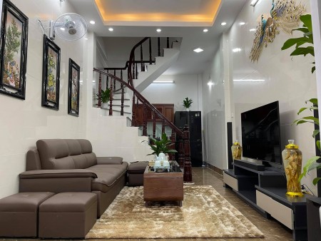 Bán nhà ngõ 146 Định Công Thượng 46m2 xe ba gác đỗ cửa giá chỉ nhỉnh 3 tỷ