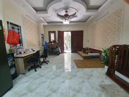 Bán nhà ngõ 211 Doãn Kế Thiện 46m2, xây dựng 5 tầng bê tông, giá 6.9 tỷ, lh 0904601954